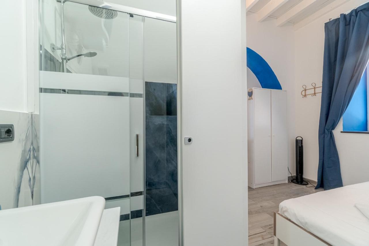 Апартаменты Rapallo Seaside Dream! Lovely Studio Экстерьер фото